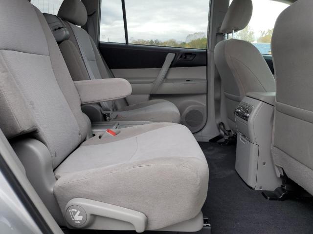 Photo 11 from auction – 2013 TOYOTA HIGHLANDER with VIN 5TDZA3EH2DS042001
