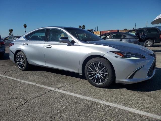 Photo 4 from auction – 2025 LEXUS ES 300H BASE with VIN 58ADA1C1XSU057525