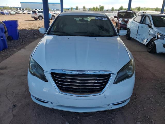 Photo 5 from auction – 2013 CHRYSLER 200 TOURIN with VIN 1C3CCBBG0DN527477