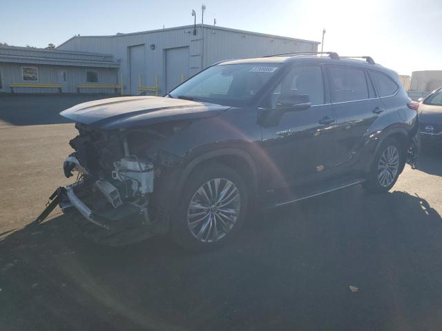 TOYOTA HIGHLANDER 2021 with VIN 5TDEBRCH8MS062271 - Photo from auction