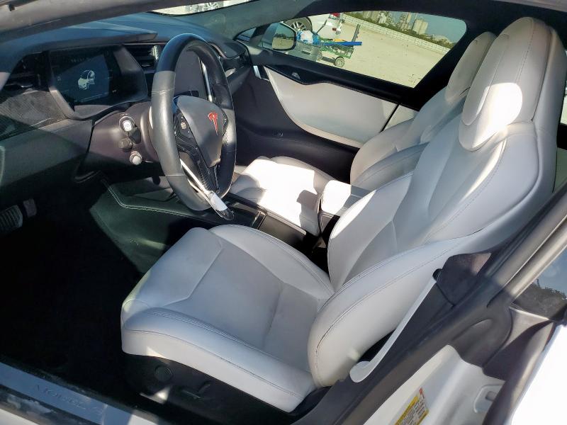 Photo 7 from auction – 2019 TESLA MODEL S with VIN 5YJSA1E21KF339800