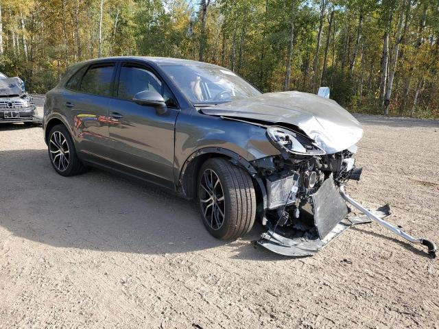 Photo 4 from auction – 2021 PORSCHE CAYENNE with VIN WP1AA2AY1MDA05092
