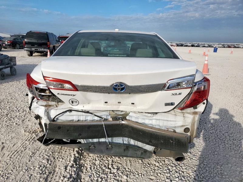 Photo 6 from auction – 2014 TOYOTA CAMRY with VIN 4T1BD1FK1EU101040