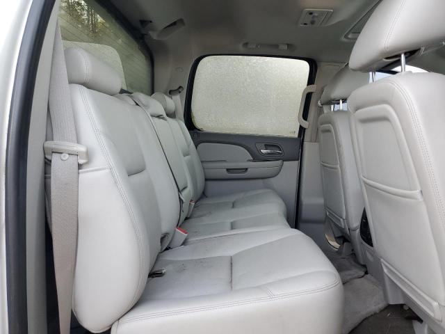 Photo 10 from auction – 2012 CHEVROLET AVALANCHE with VIN 3GNTKGE72CG270165