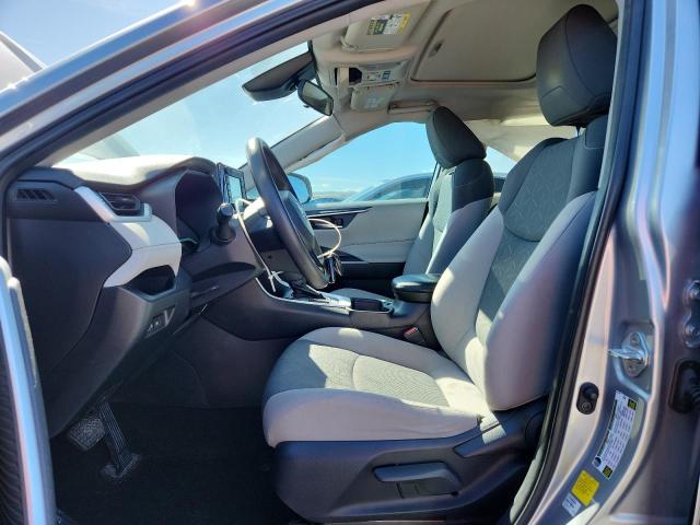 Photo 7 from auction – 2019 TOYOTA RAV4 XLE with VIN 2T3W1RFV4KC029564