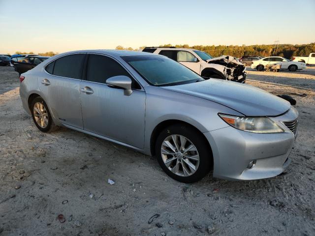 Photo 4 from auction – 2014 LEXUS ES 300H with VIN JTHBW1GG0E2053193
