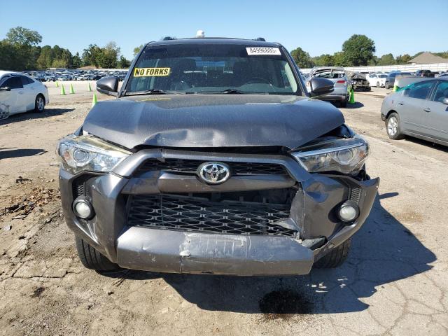 Photo 5 from auction – 2019 TOYOTA 4RUNNER SR with VIN JTEZU5JR1K5210615