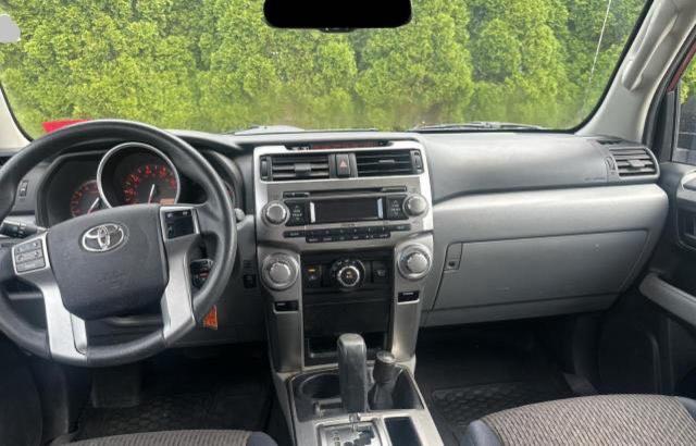 Photo 9 from auction – 2010 TOYOTA 4RUNNER SR with VIN JTEBU5JR0A5011359