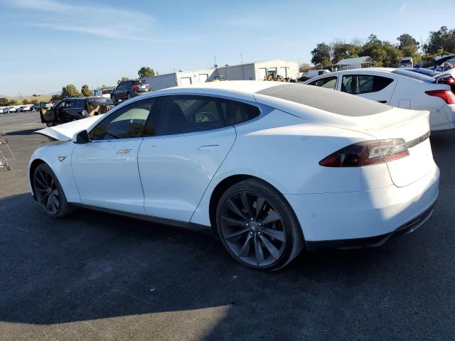 Photo 2 from auction – 2015 TESLA MODEL S 60 with VIN 5YJSA1S18FFP78574