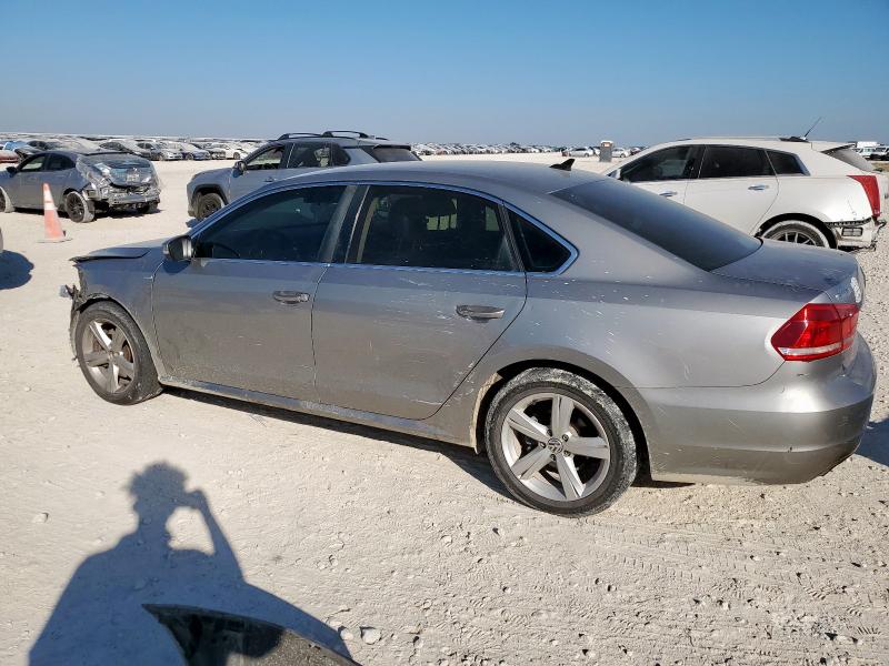 Photo 2 from auction – 2014 VOLKSWAGEN PASSAT S with VIN 1VWAS7A32EC041927