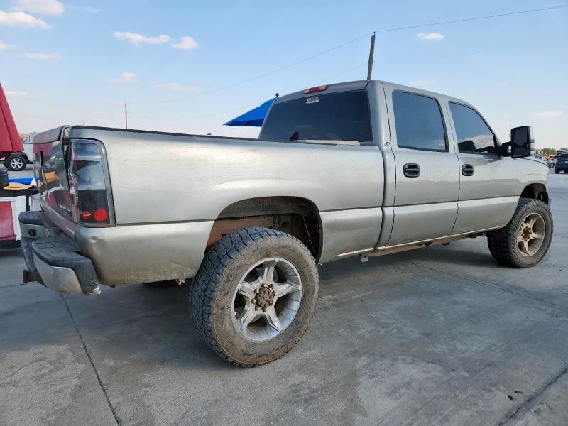 Photo 3 from auction – 2003 CHEVROLET SILVRDO LS with VIN 1GCHC23153F250331