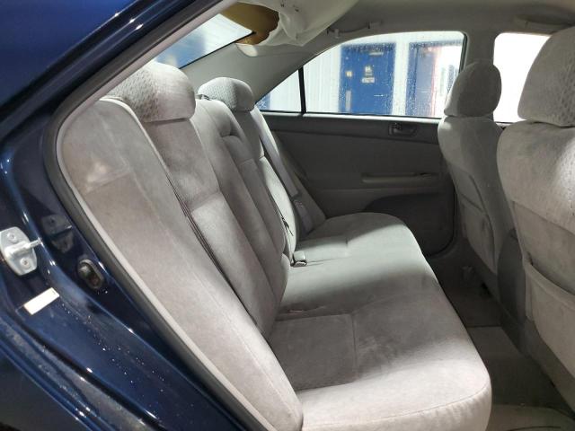 Photo 10 from auction – 2004 TOYOTA CAMRY with VIN 4T1BF32K64U062407