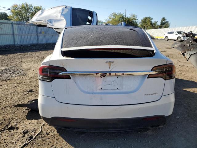 Photo 6 from auction – 2020 TESLA MODEL X with VIN 5YJXCAE22LF298787