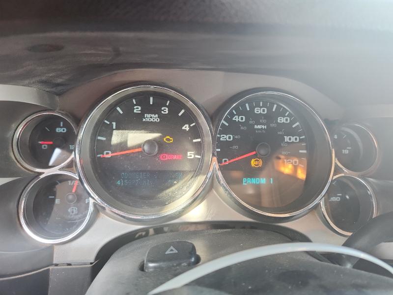 Photo 9 from auction – 2009 GMC SIERRA K35 with VIN 1GTHK83649F158962