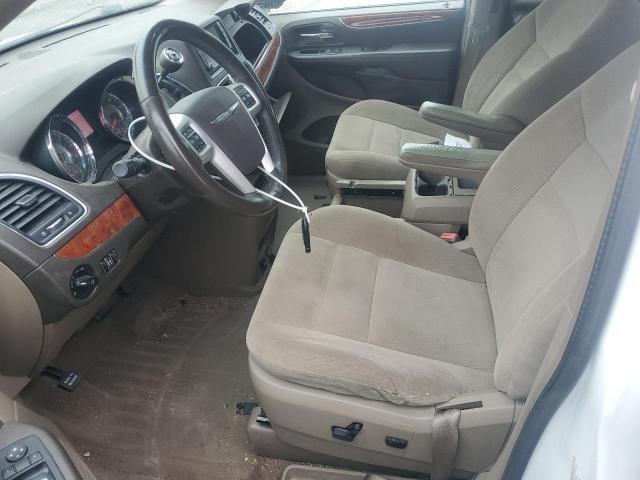 Photo 7 from auction – 2015 CHRYSLER TOWN & COU with VIN 2C4RC1BG5FR562926