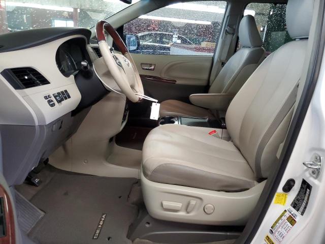 Photo 7 from auction – 2012 TOYOTA SIENNA XLE with VIN 5TDYK3DC9CS245237