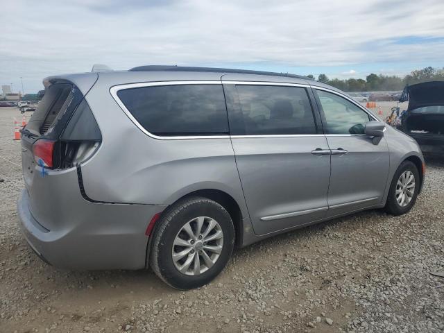 Photo 3 from auction – 2017 CHRYSLER PACIFICA T with VIN 2C4RC1BG9HR823624