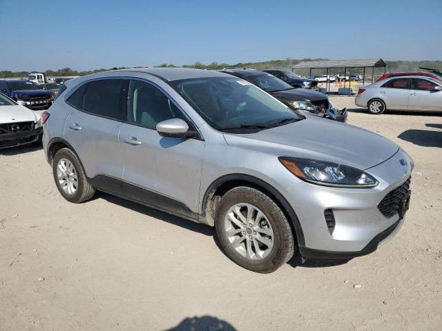 Photo 4 from auction – 2020 FORD ESCAPE SE with VIN 1FMCU9G62LUA55316