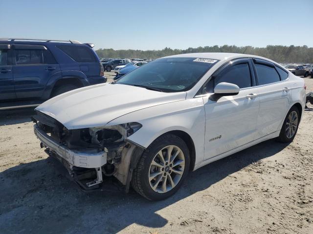 FORD FUSION SE 2017 with VIN 3FA6P0LUXHR158383 - Photo from auction