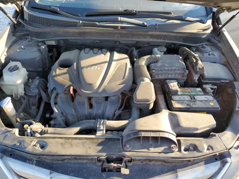 Photo 11 from auction – 2011 HYUNDAI SONATA SE with VIN 5NPEC4AC5BH285328