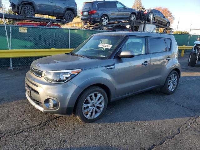 KIA SOUL + 2018 مع رقم تعريف المركبة KNDJP3A55J7553876 - صورة من المزاد