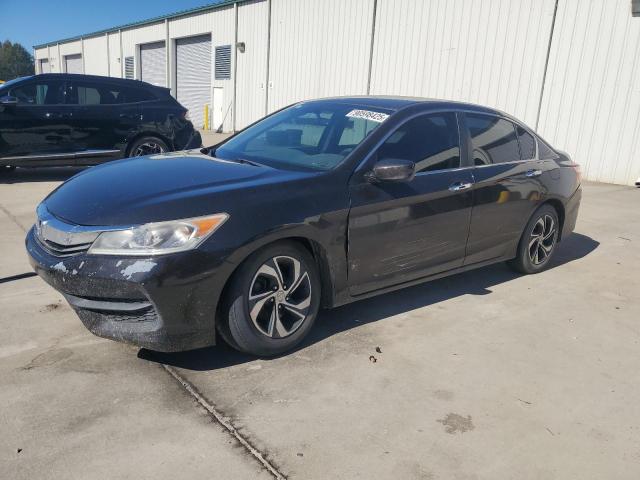 Photo 1 from auction – 2016 HONDA ACCORD with VIN 1HGCR2F30GA106843