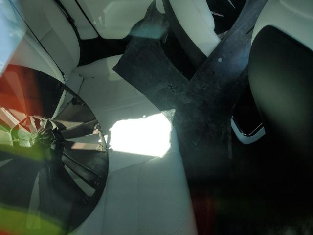 Photo 10 from auction – 2022 TESLA MODEL S with VIN 5YJSA1E53NF463565