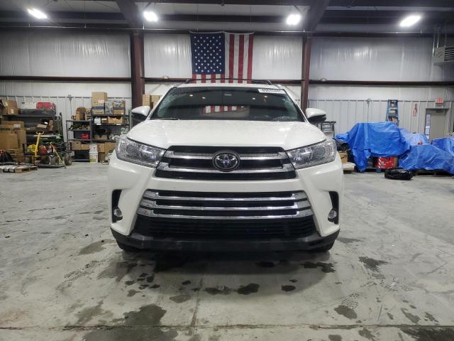 Photo 5 from auction – 2019 TOYOTA HIGHLANDER with VIN 5TDDZRFH5KS950119