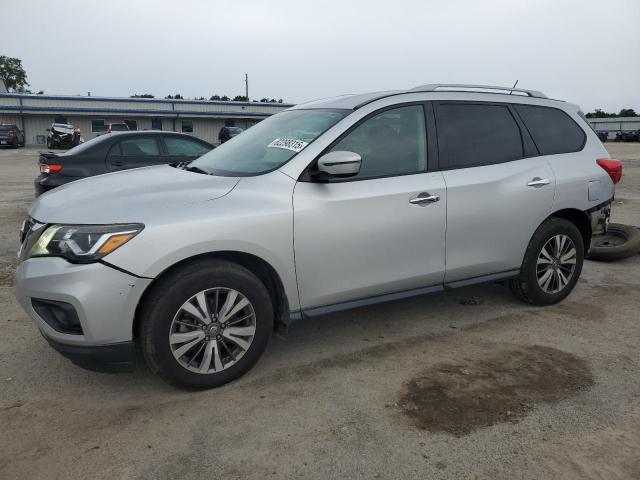 NISSAN PATHFINDER 2018 with VIN 5N1DR2MN2JC678933 - Photo from auction