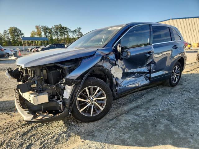 TOYOTA HIGHLANDER 2017 with VIN 5TDKZRFH4HS523773 - Photo from auction
