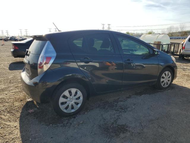 Photo 3 from auction – 2013 TOYOTA PRIUS C with VIN JTDKDTB36D1552687