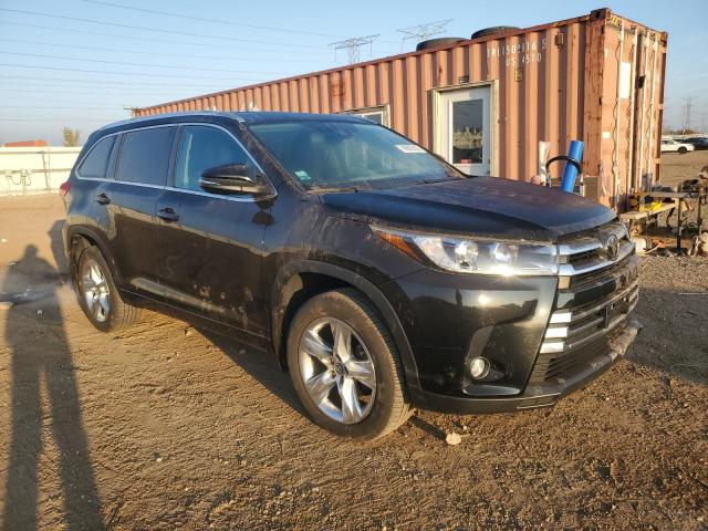 Photo 4 from auction – 2017 TOYOTA HIGHLANDER with VIN 5TDDZRFH7HS421411