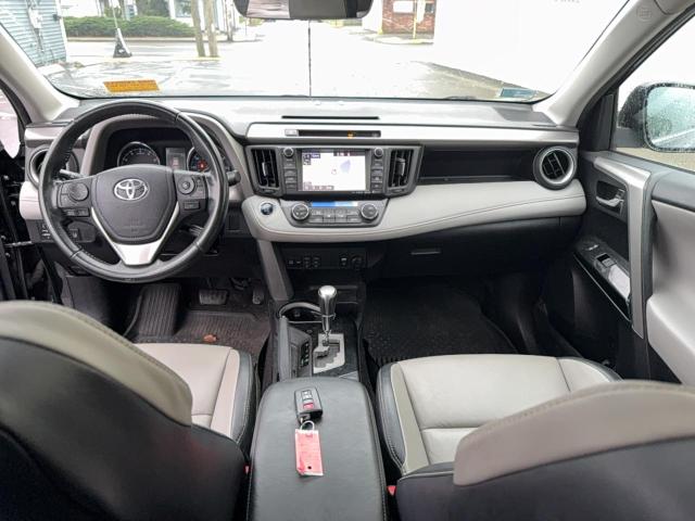 Photo 9 from auction – 2016 TOYOTA RAV4 LIMIT with VIN 2T3DFREV5GW441749