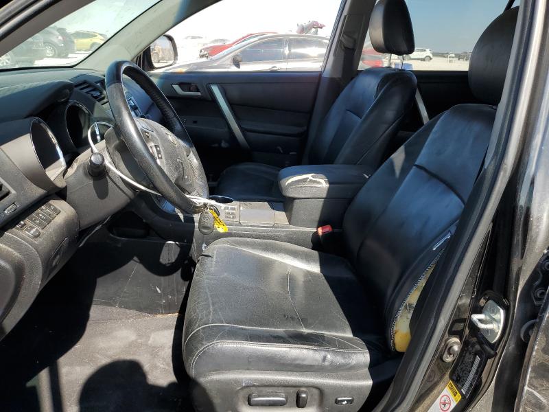 Фото 7 с аукциона – 2013 TOYOTA HIGHLANDER с VIN 5TDBK3EH0DS250862