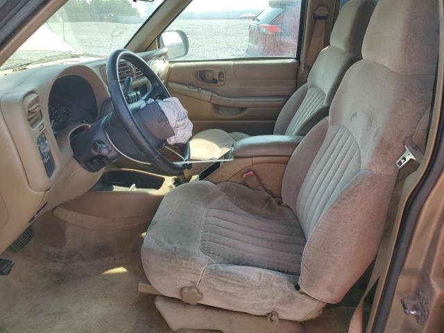 Photo 7 from auction – 2002 CHEVROLET BLAZER with VIN 1GNCS13W42K158367