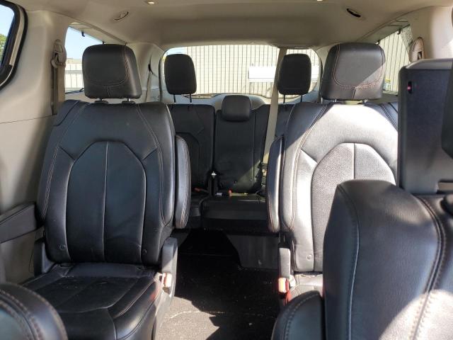 Photo 10 from auction – 2017 CHRYSLER PACIFICA T with VIN 2C4RC1EG8HR722585