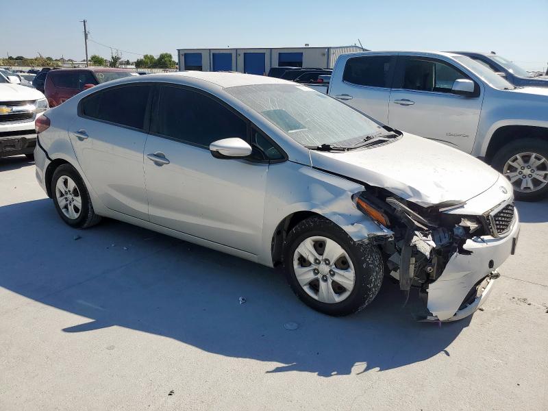 Photo 4 from auction – 2018 KIA FORTE LX with VIN 3KPFL4A74JE255151