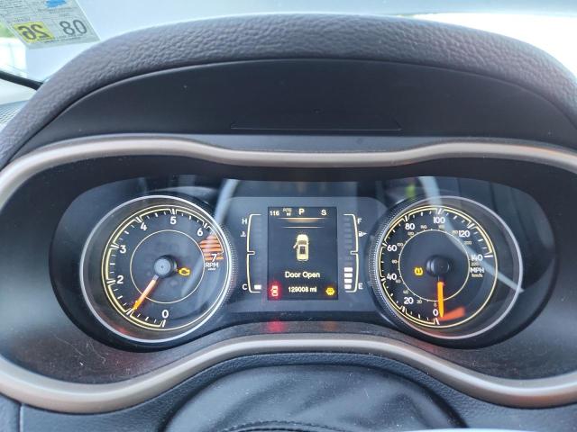 Photo 9 from auction – 2016 JEEP CHEROKEE L with VIN 1C4PJLCB4GW265263
