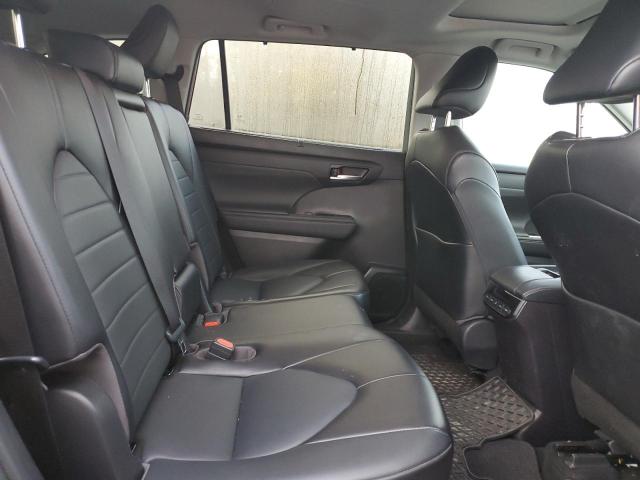 Photo 11 from auction – 2022 TOYOTA HIGHLANDER with VIN 5TDGZRBH1NS562277