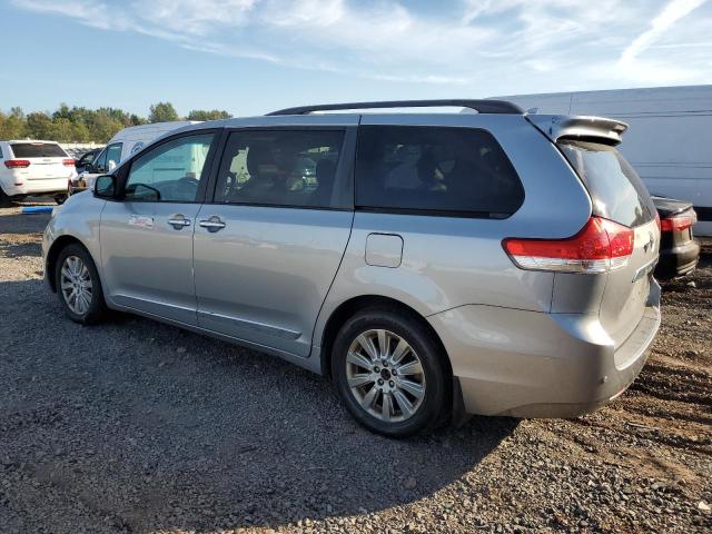 Photo 2 from auction – 2014 TOYOTA SIENNA XLE with VIN 5TDDK3DCXES080722