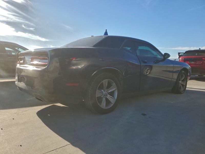 Photo 3 from auction – 2016 DODGE CHALLENGER with VIN 2C3CDZAG7GH195803