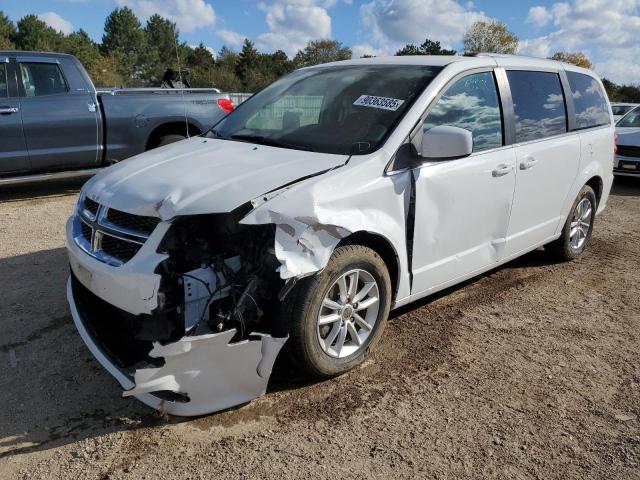 DODGE GRAND CARA 2018 with VIN 2C4RDGCG4JR135874 - Photo from auction
