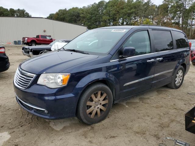 2016 CHRYSLER TOWN & COU