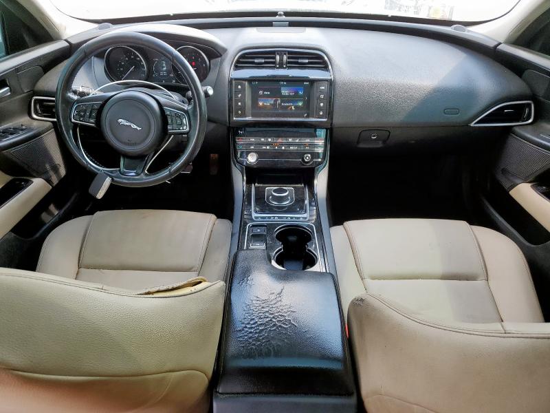 Photo 8 from auction – 2017 JAGUAR XE with VIN SAJAR4BG5HA973569