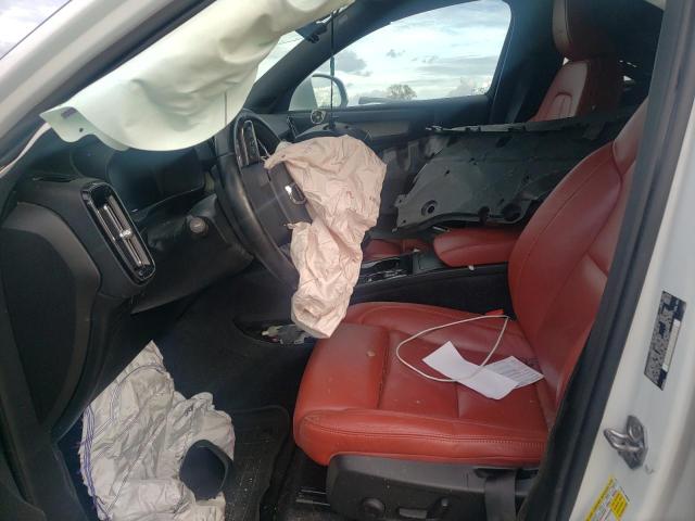 Photo 7 from auction – 2020 VOLVO XC40 T5 IN with VIN YV4162UL5L2289286