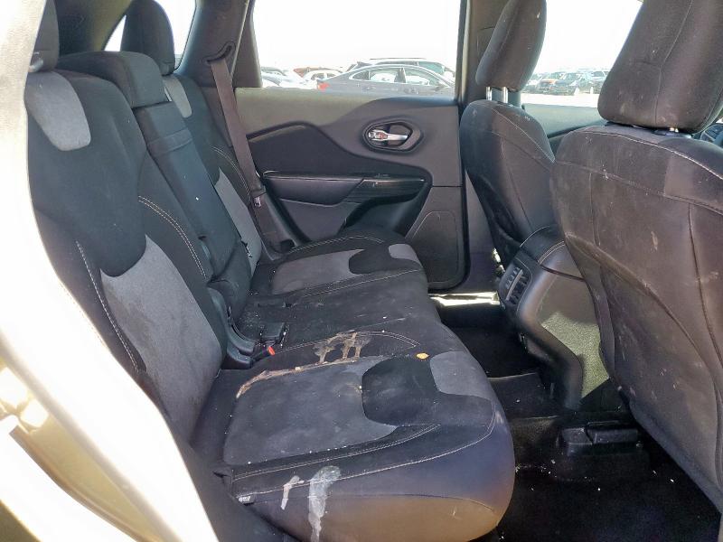 Photo 11 from auction – 2014 JEEP CHEROKEE L with VIN 1C4PJMCS3EW317727