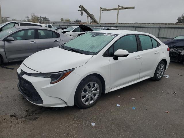 TOYOTA COROLLA LE 2020 with VIN 5YFEPRAE6LP103997 - Photo from auction