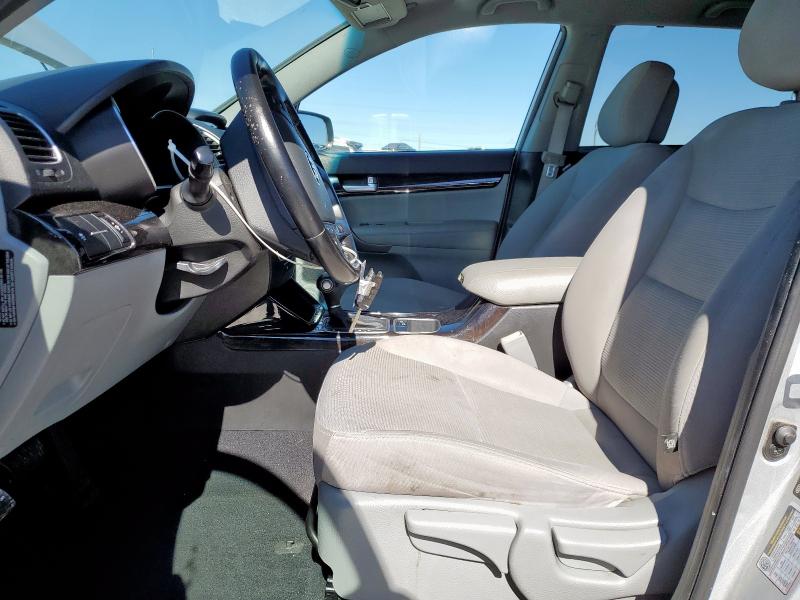 Photo 7 from auction – 2014 KIA SORENTO LX with VIN 5XYKT3A60EG488341