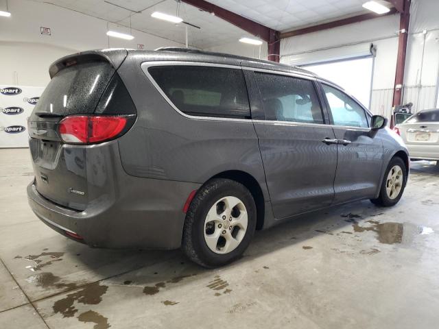 Photo 3 from auction – 2017 CHRYSLER PACIFICA E with VIN 2C4RC1L71HR765362