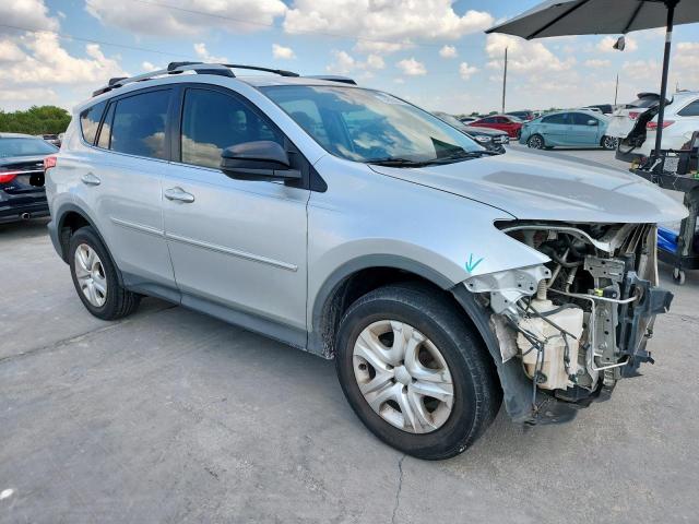Photo 4 from auction – 2015 TOYOTA RAV4 LE with VIN 2T3ZFREV8FW200031